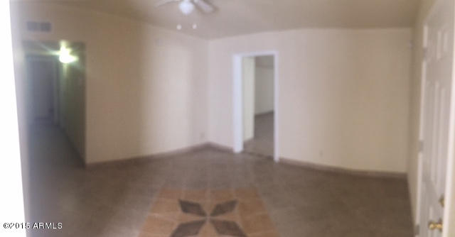 1808 East Chipman Road Phoenix, AZ 85040 - Photo 3 of 7 LR