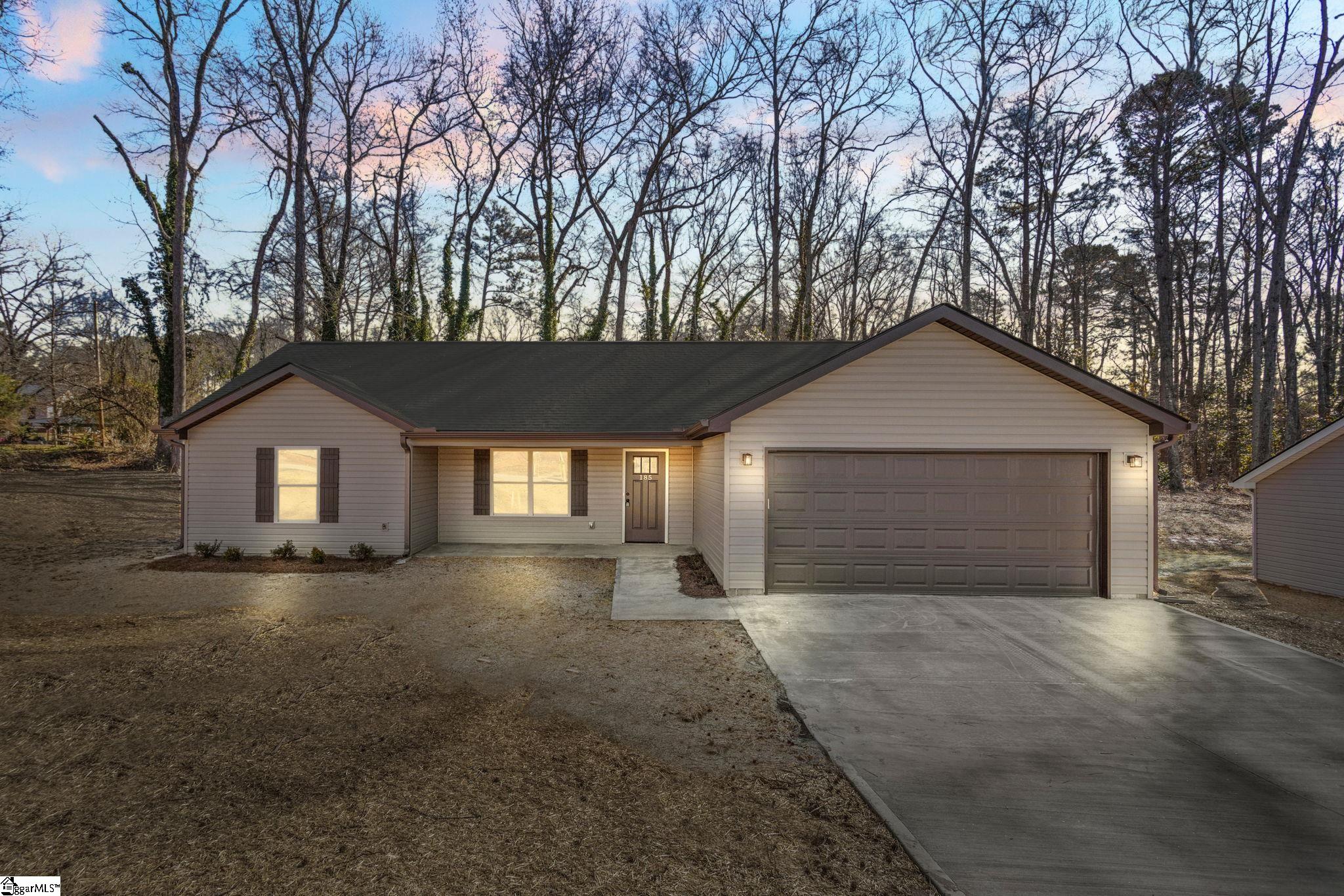 185 Troy Murdock Road Belton, SC 29627 - Photo 1 of 36