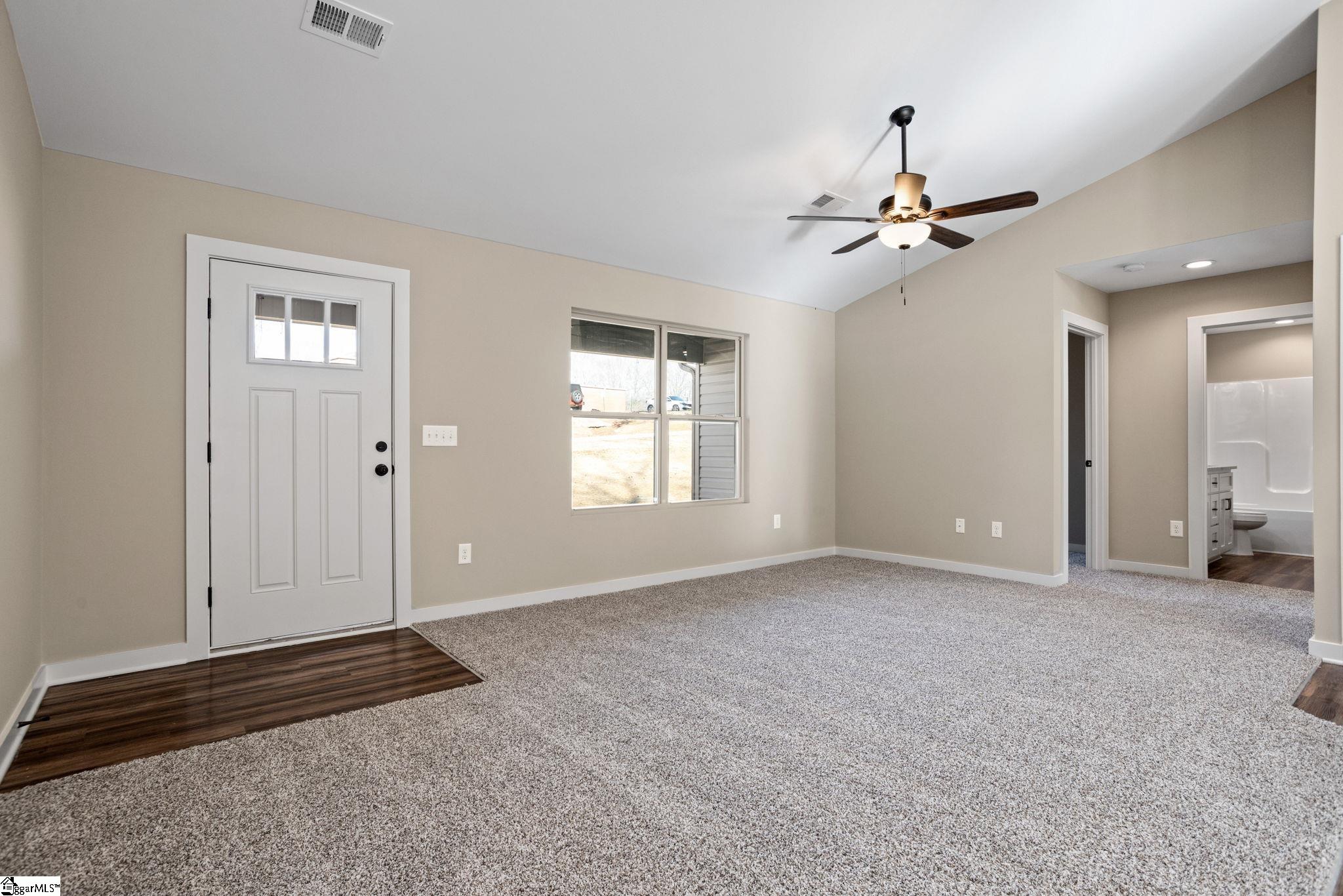 185 Troy Murdock Road Belton, SC 29627 - Photo 2 of 36
