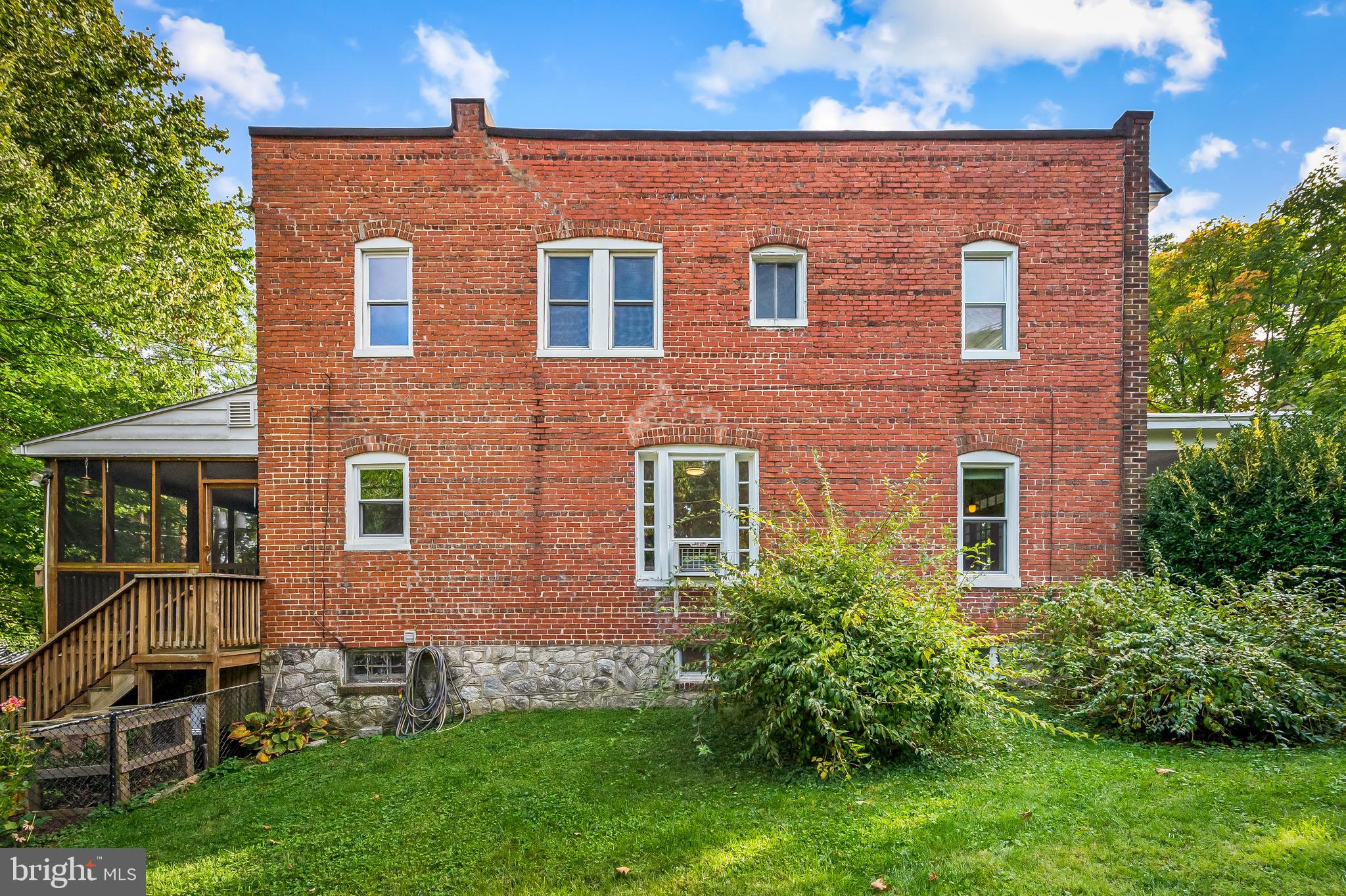 4513 Wilmslow Road Baltimore, MD 21210 - Photo 37 of 65 Side view of home from Kendall Road