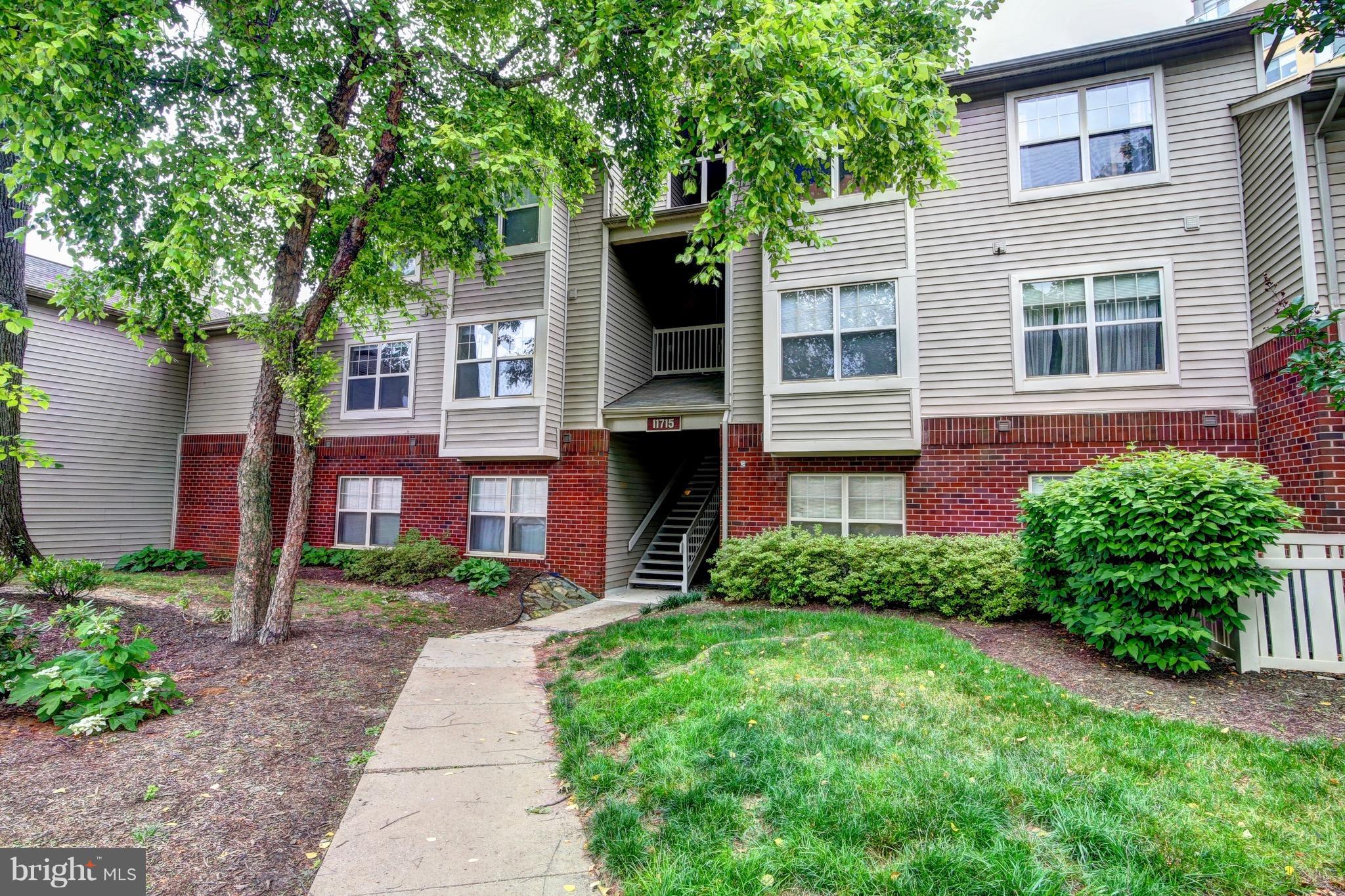 11715 Olde English Drive, Unit F Reston, VA 20190 - Photo 26 of 30 Exterior (Front)