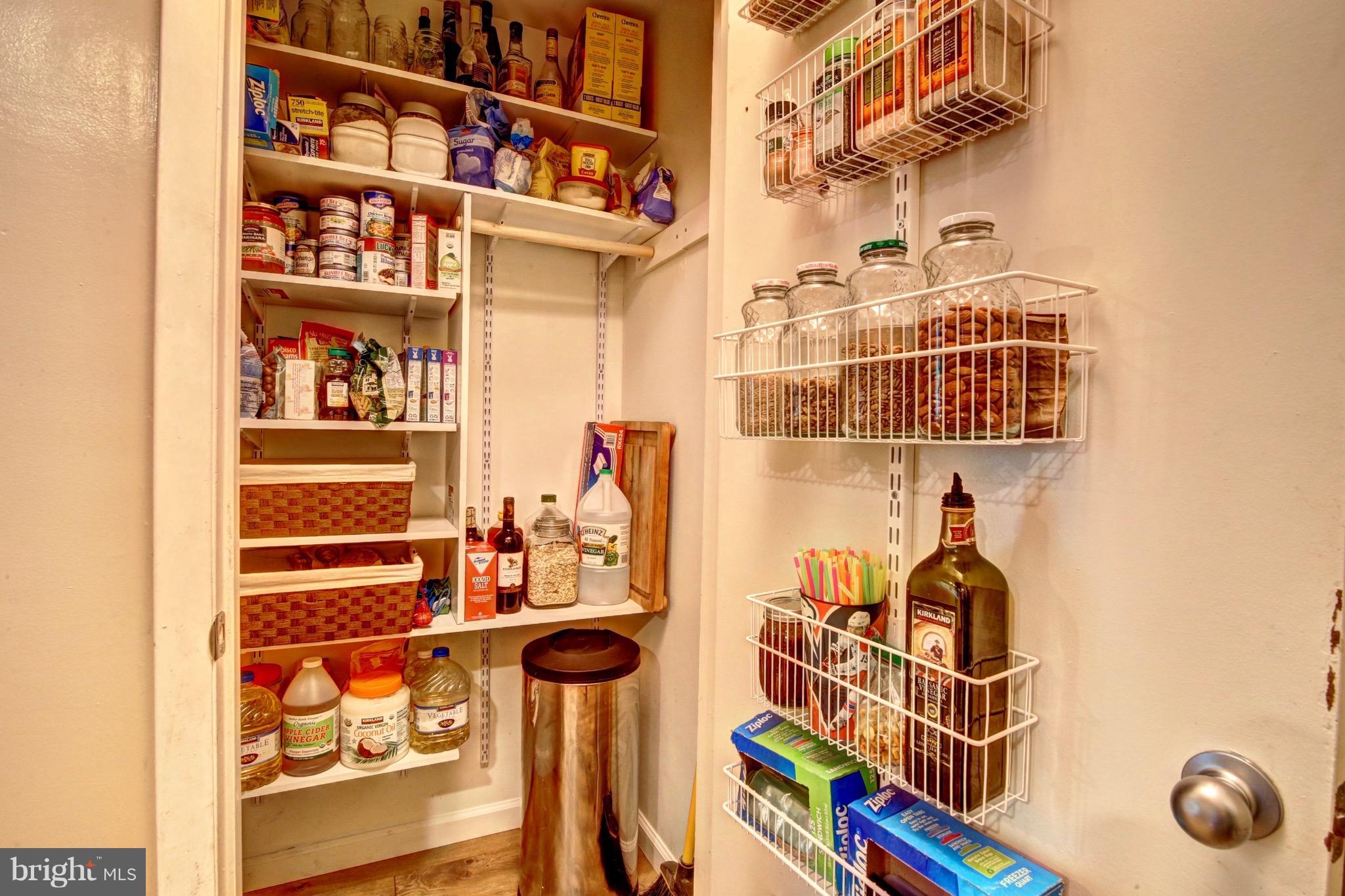 11715 Olde English Drive, Unit F Reston, VA 20190 - Photo 6 of 30 Pantry