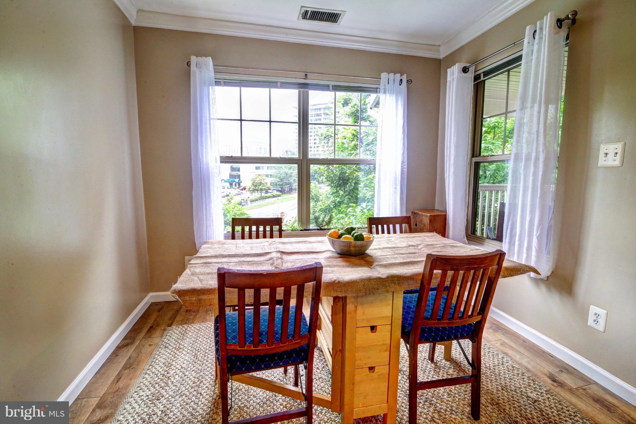 11715 Olde English Drive, Unit F Reston, VA 20190 - Photo 7 of 30 Dining Room