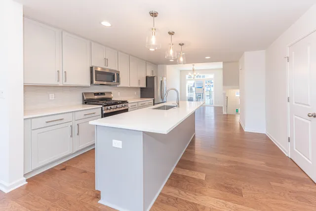 $549,999 | 2772 Bristol Rdg Drive, Unit 35, Ann Arbor, MI 48105