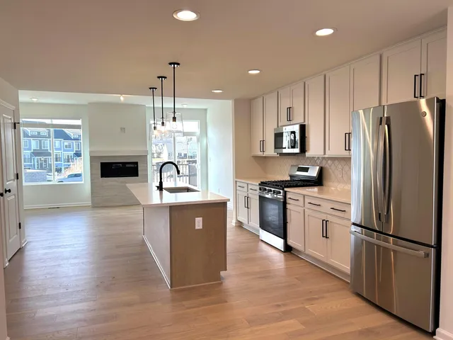 $549,999 | 2772 Bristol Rdg Drive, Unit 35, Ann Arbor, MI 48105