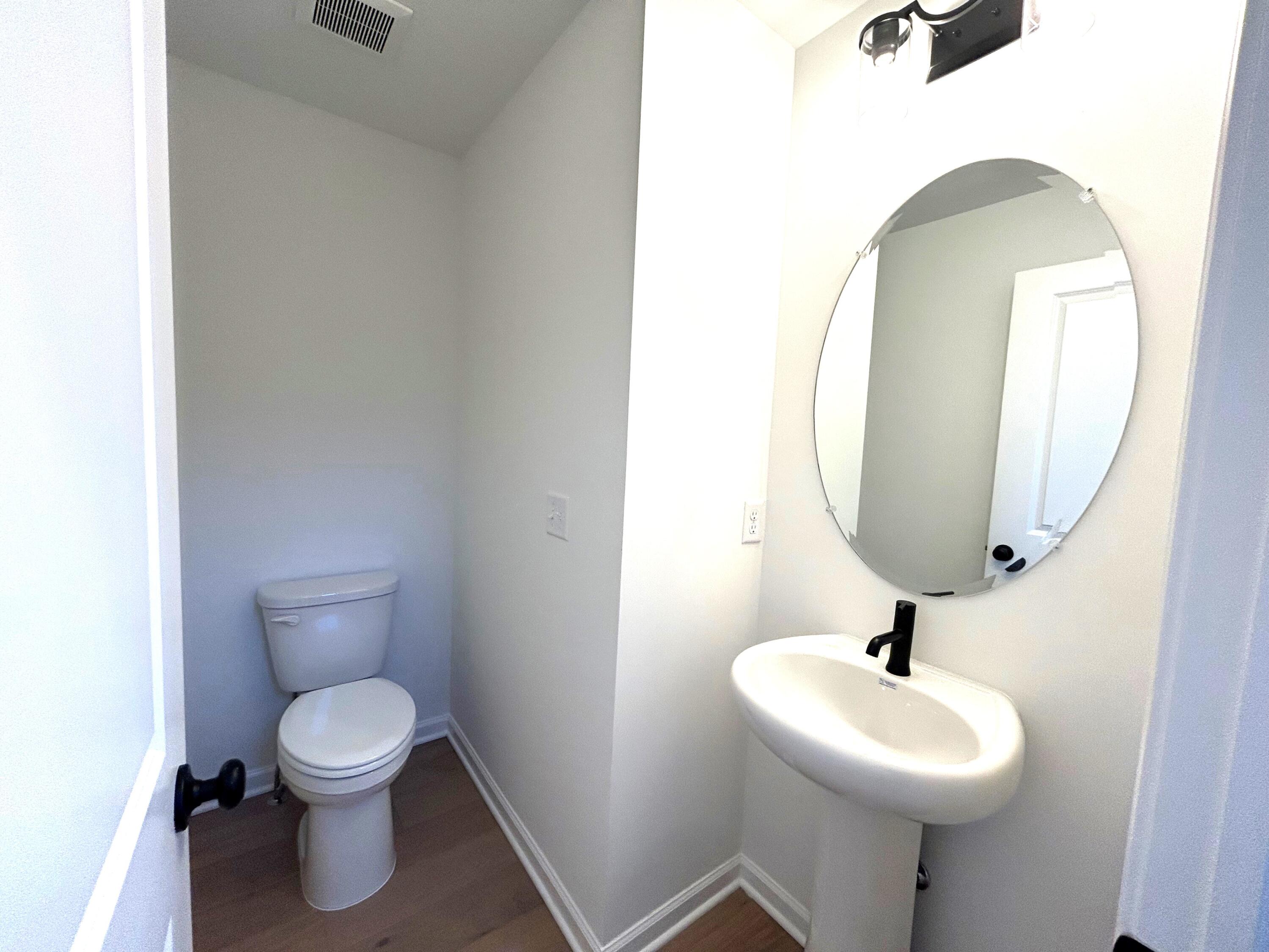 2772 Bristol Rdg Drive, Unit 35 Ann Arbor, MI 48105 - Photo 10 of 27 powder room