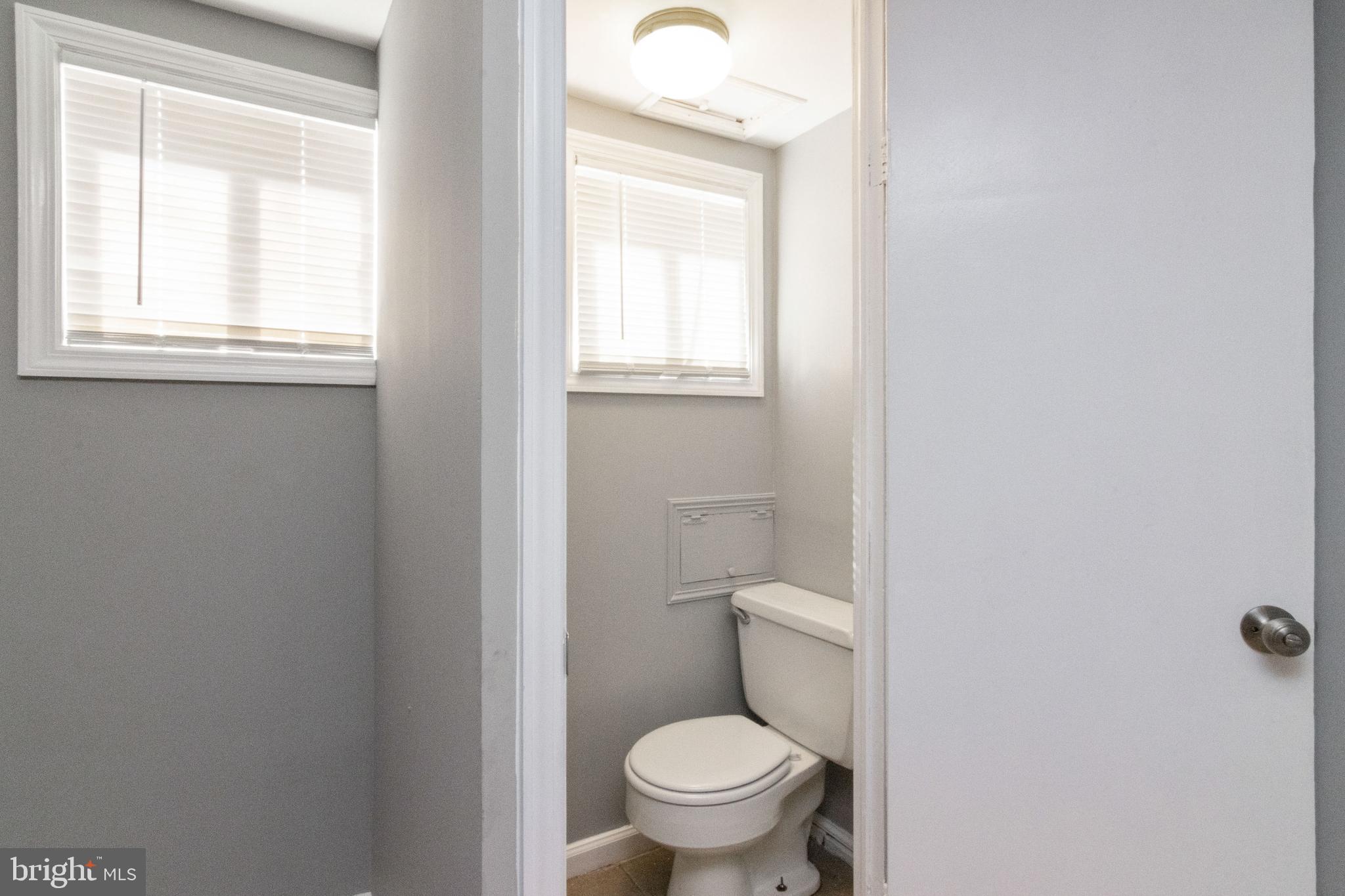 8134 Mid Haven Road Baltimore, MD 21222 - Photo 26 of 35 Quarter bath in lower level