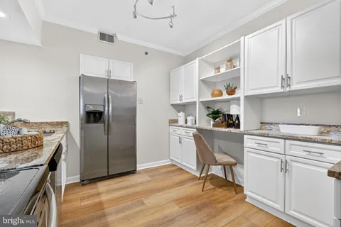$670,000 | 2181 Jamieson Avenue, Unit 1706, Alexandria, VA 22314