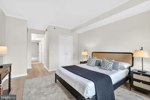 $670,000 | 2181 Jamieson Avenue, Unit 1706, Alexandria, VA 22314