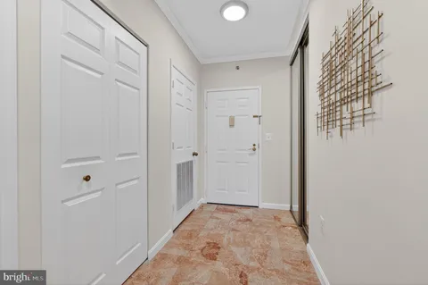 $670,000 | 2181 Jamieson Avenue, Unit 1706, Alexandria, VA 22314