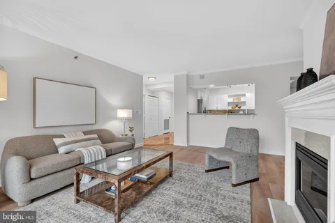 $670,000 | 2181 Jamieson Avenue, Unit 1706, Alexandria, VA 22314