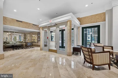 $670,000 | 2181 Jamieson Avenue, Unit 1706, Alexandria, VA 22314