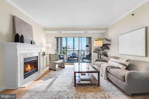 $670,000 | 2181 Jamieson Avenue, Unit 1706, Alexandria, VA 22314