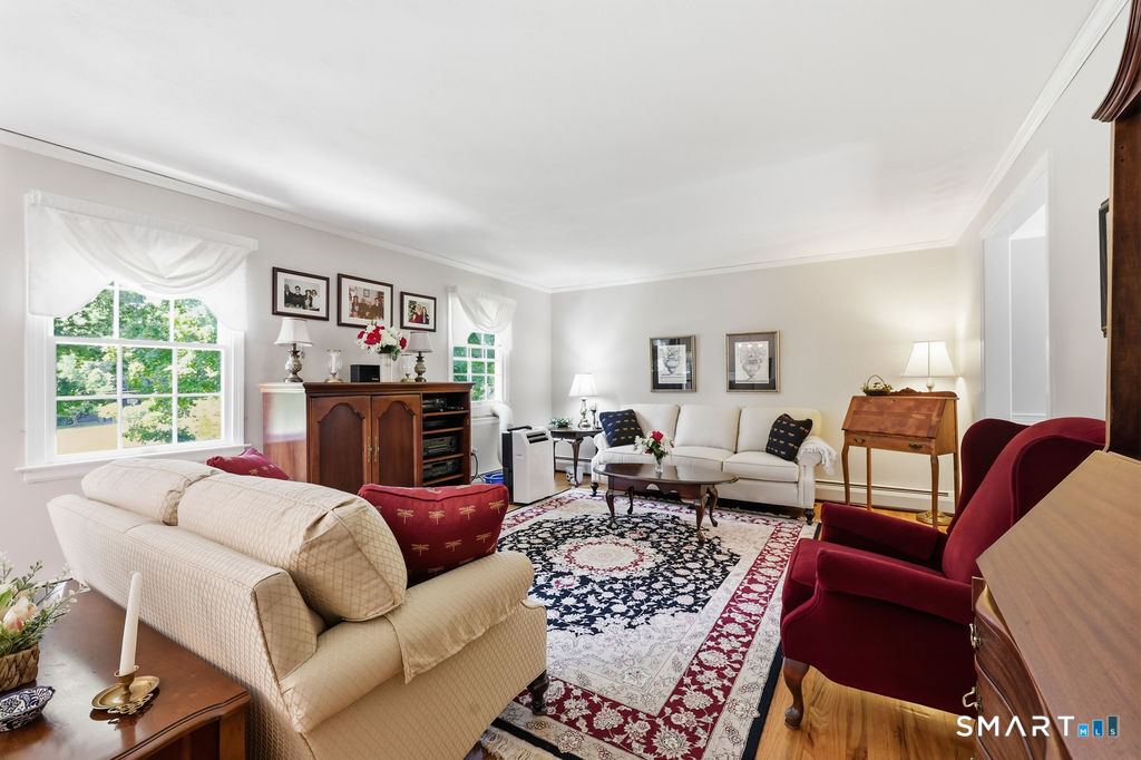 1451 Neipsic Road Glastonbury, CT 06033 - Photo 5 of 37