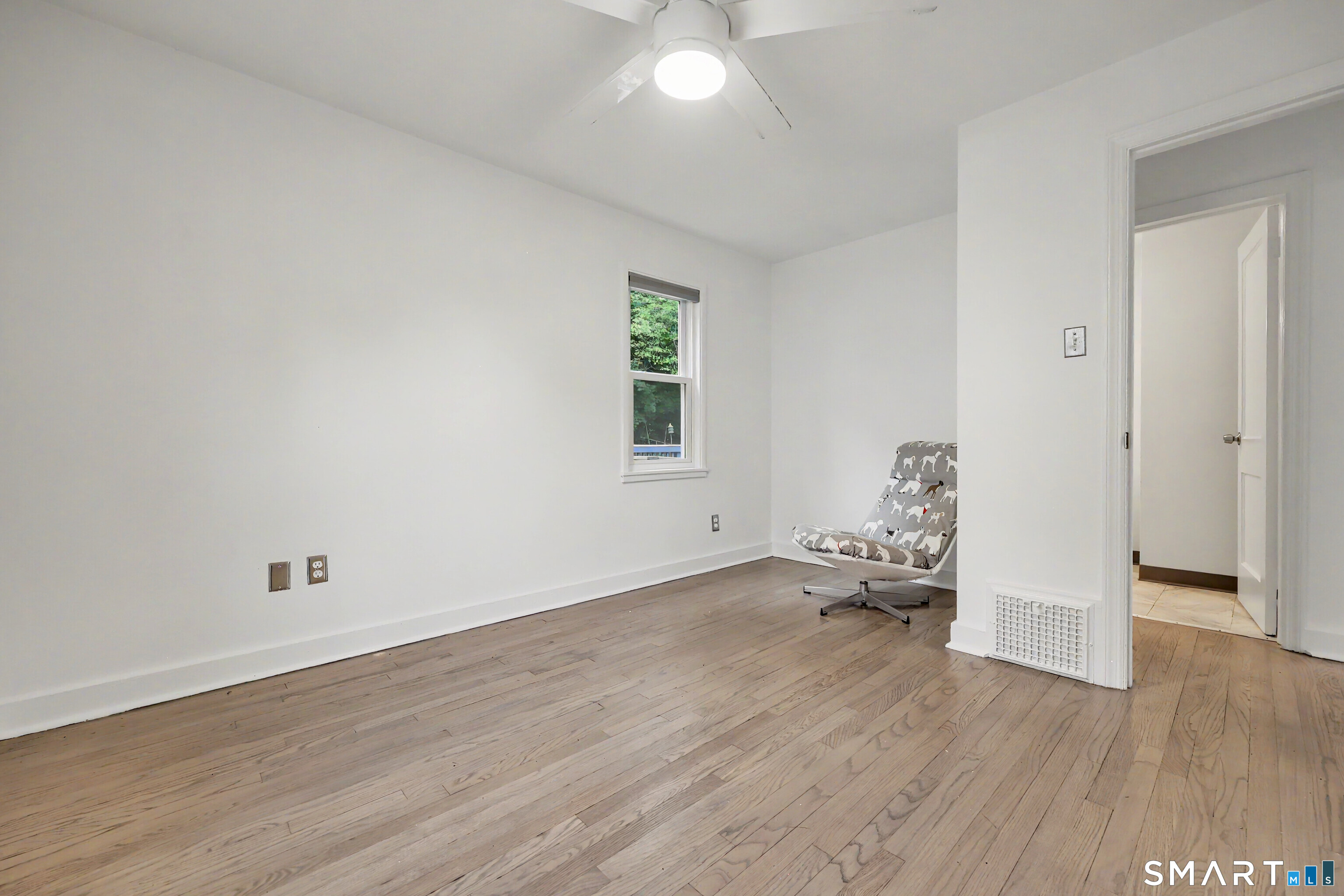 55 Valley Road Hamden, CT 06514 - Photo 18 of 37 Gallery Image 18