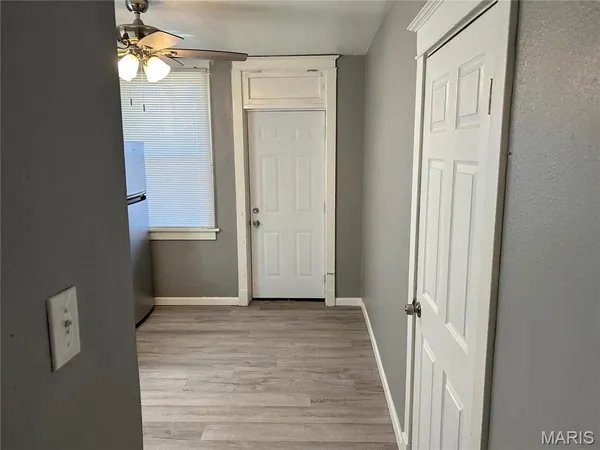 $1,300 | 919 South Boyle Avenue, Unit 923, St. Louis, MO 63110