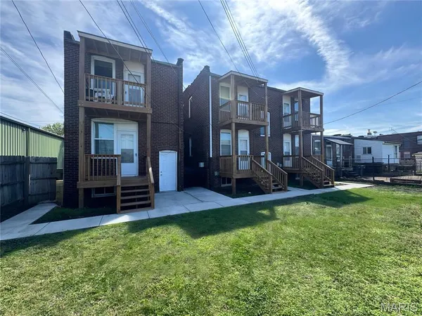 $1,300 | 919 South Boyle Avenue, Unit 923, St. Louis, MO 63110