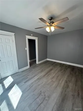 $1,300 | 919 South Boyle Avenue, Unit 923, St. Louis, MO 63110