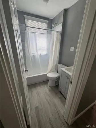 $1,300 | 919 South Boyle Avenue, Unit 923, St. Louis, MO 63110