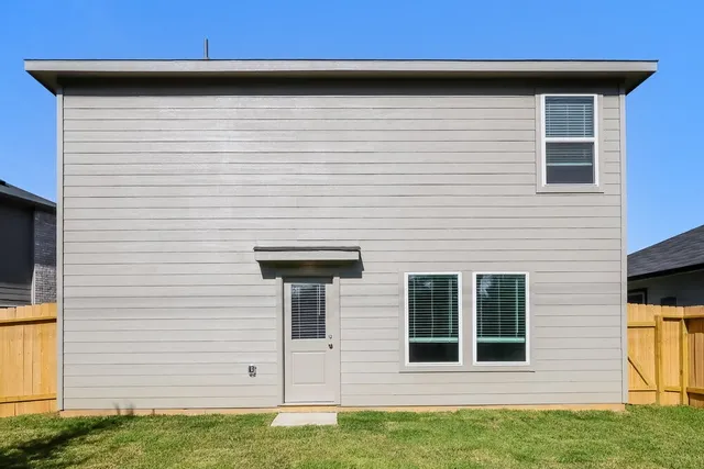 $1,995 | 2612 Shady Cedar Court, Conroe, TX 77301