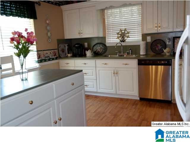 996 10th Street, Unit 2 Pleasant Grove, AL 35127 - Photo 17 of 27