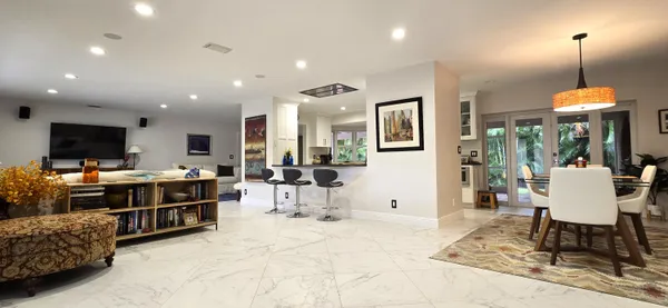 $9,000 | 1568 Point Way, North Palm Beach, FL 33408