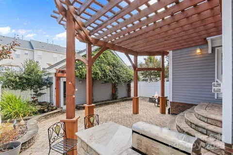 $625,000 | 12613 Doster Avenue, Charlotte, NC 28277