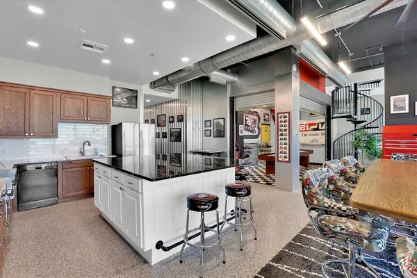 $4,500 | 3575 Lone Star Circle, Unit 1004, Fort Worth, TX 76177