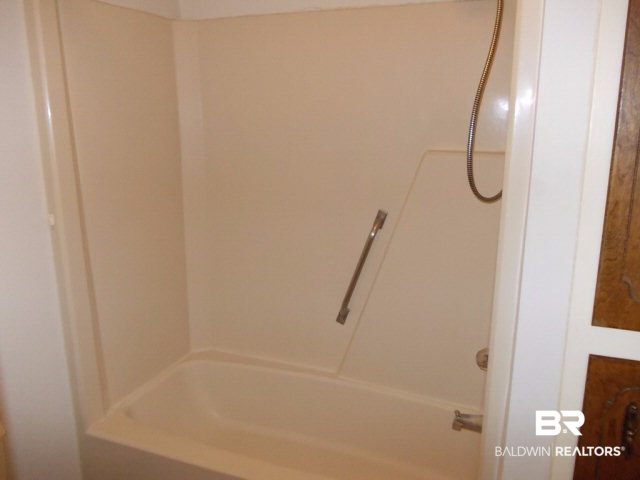 5701 Long Meadow Court Mobile, AL 36609 - Photo 19 of 22