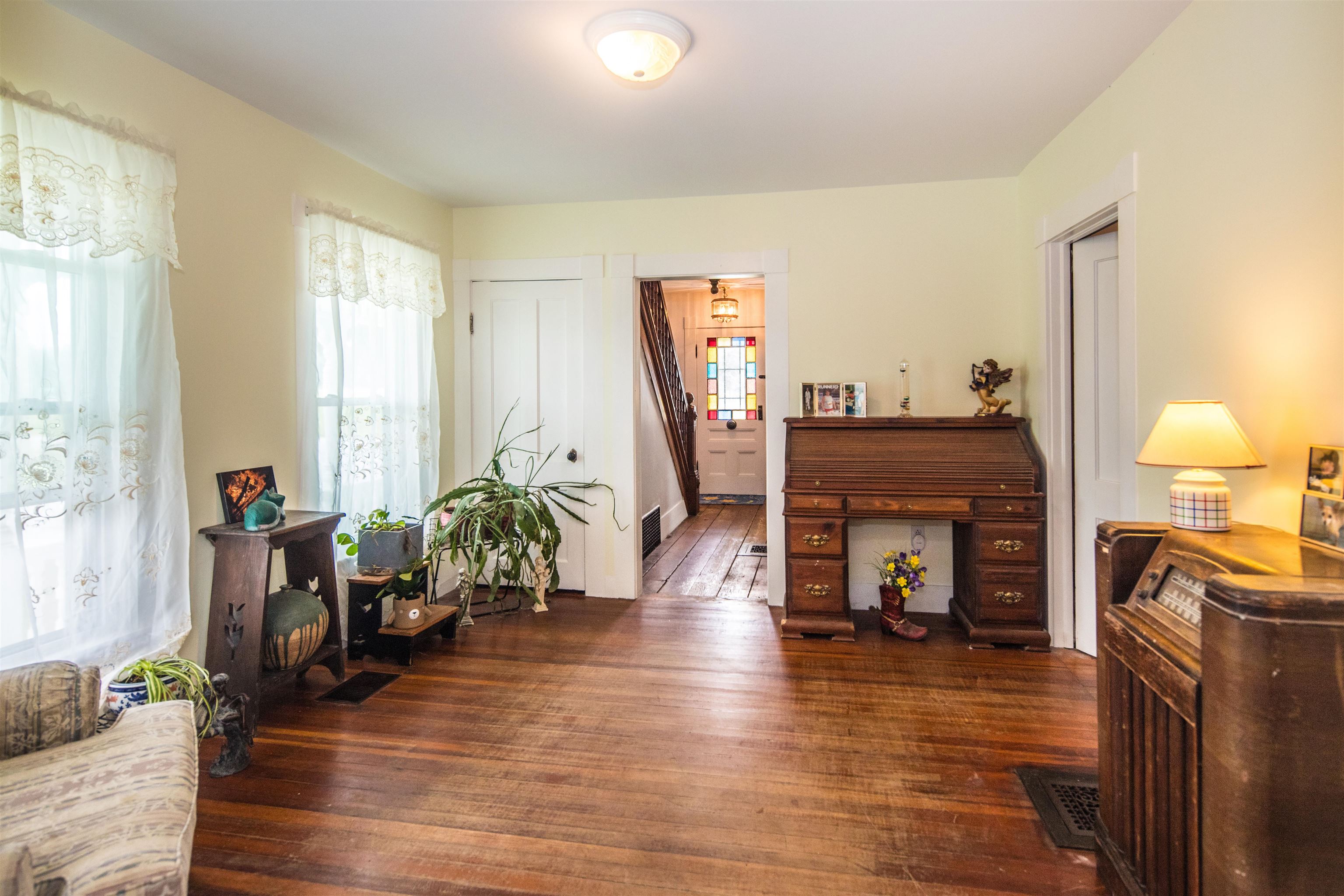 3497 Middle Road Clarendon, VT 05759 - Photo 5 of 54