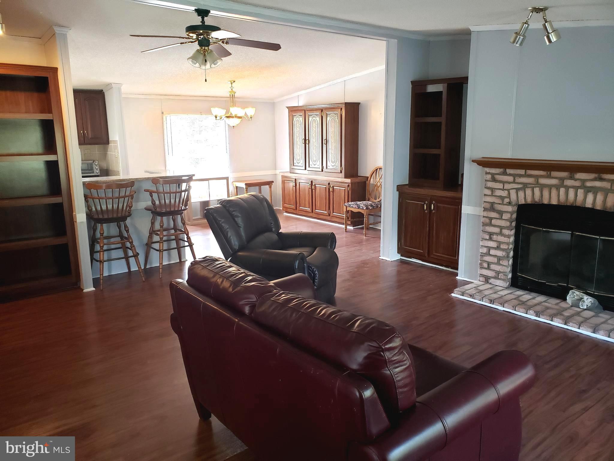 170 Days Bridge Road Mineral, VA 23117 - Photo 14 of 36 Living Room open to Dining Room