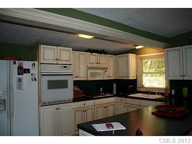 7521 Buckland Road Charlotte, NC 28278 - Photo 13 of 16 Gallery Image 13