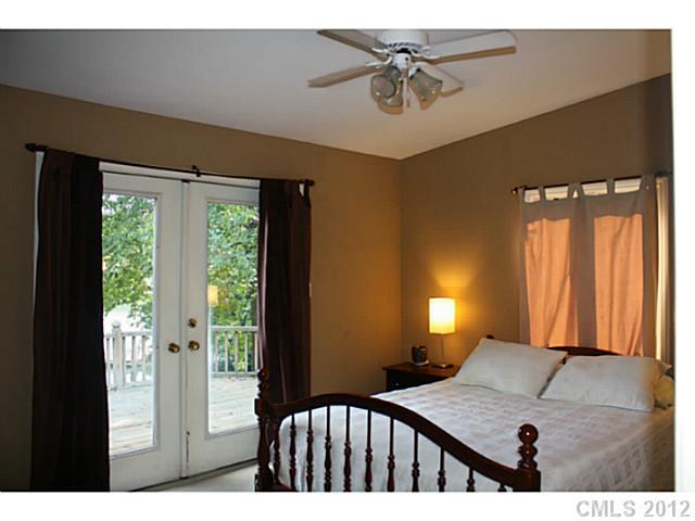 7521 Buckland Road Charlotte, NC 28278 - Photo 14 of 16 Gallery Image 14