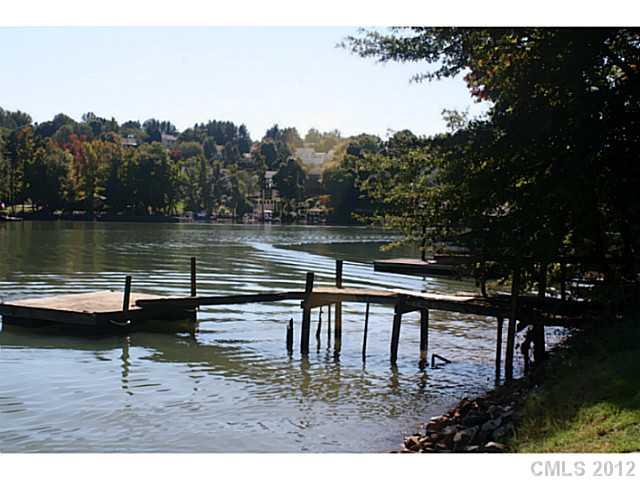 7521 Buckland Road Charlotte, NC 28278 - Photo 5 of 16 Gallery Image 5