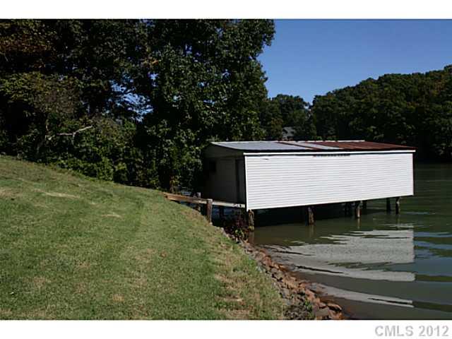 7521 Buckland Road Charlotte, NC 28278 - Photo 6 of 16 Gallery Image 6