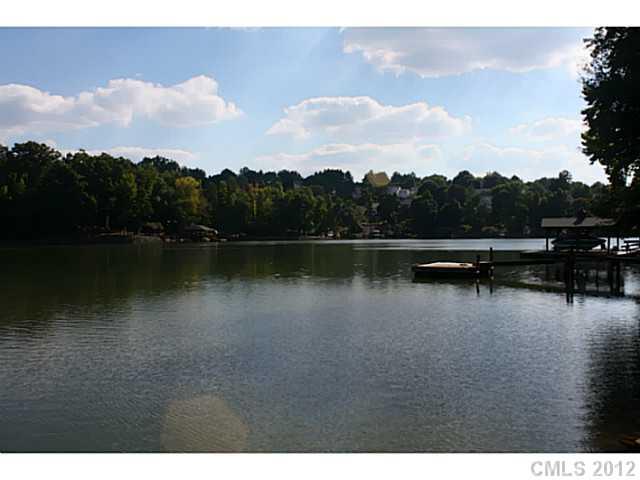 7521 Buckland Road Charlotte, NC 28278 - Photo 9 of 16 Gallery Image 9