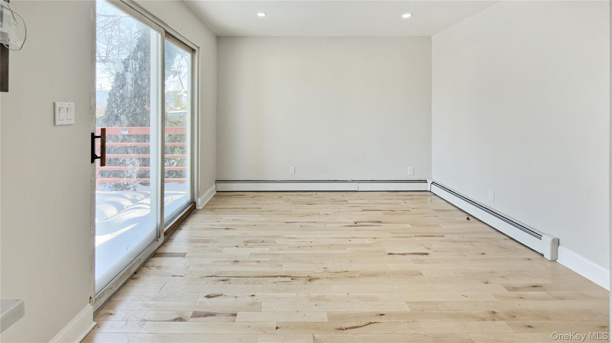 58 Rutland Road Freeport, NY 11520 - Photo 11 of 36