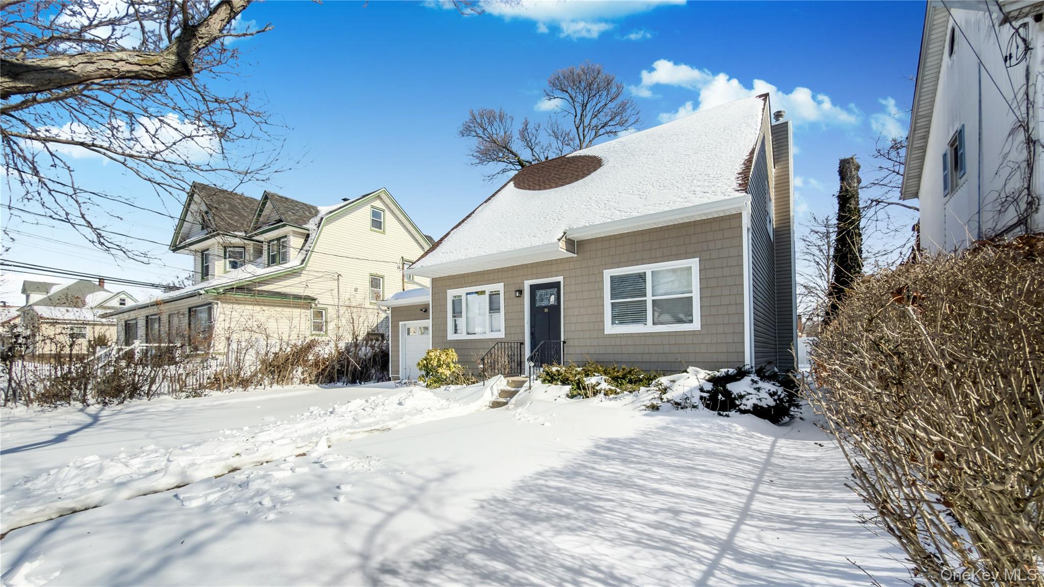 58 Rutland Road Freeport, NY 11520 - Photo 2 of 36