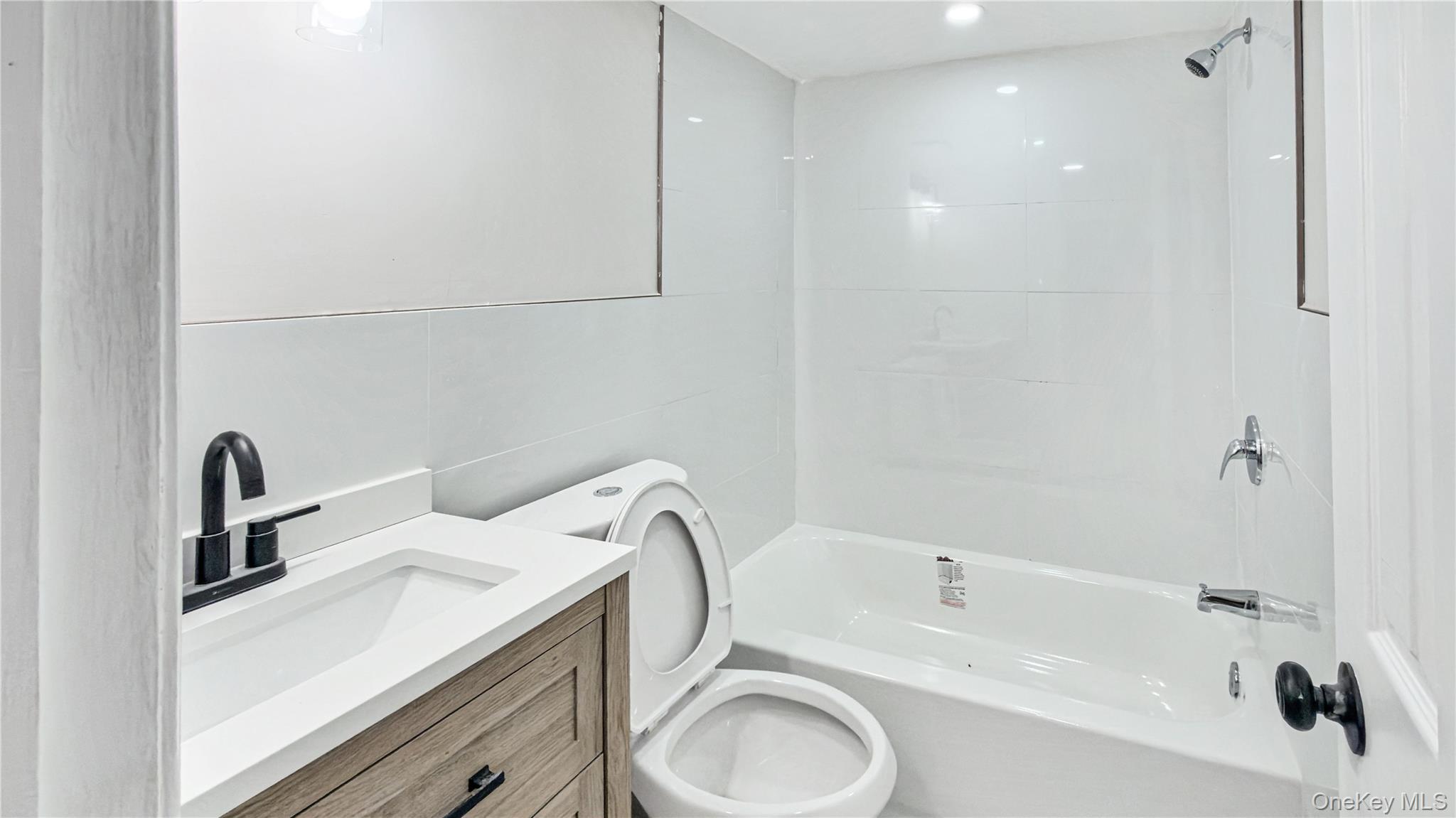 58 Rutland Road Freeport, NY 11520 - Photo 25 of 36