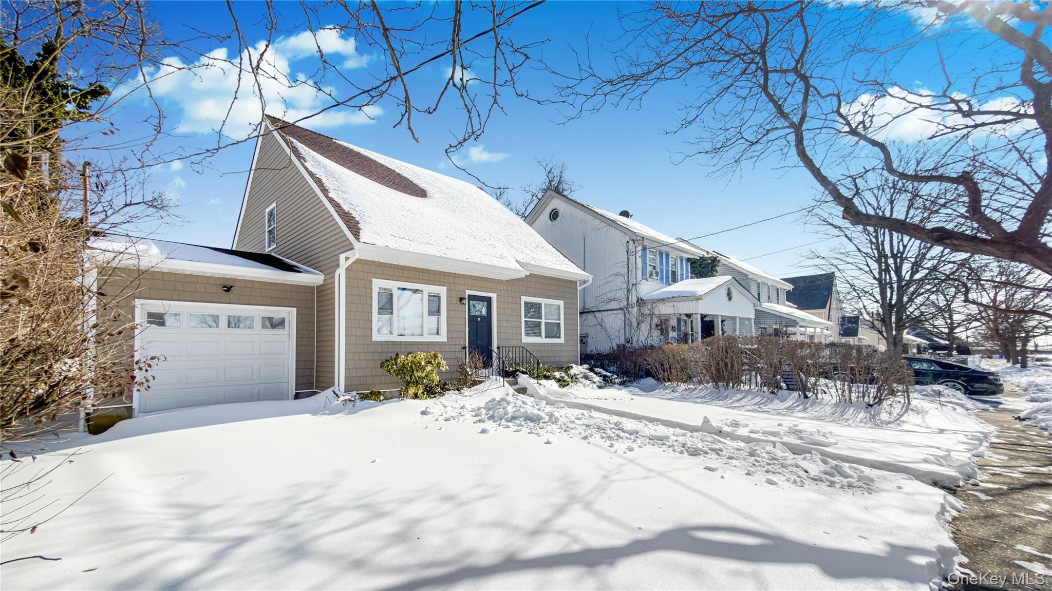 58 Rutland Road Freeport, NY 11520 - Photo 3 of 36