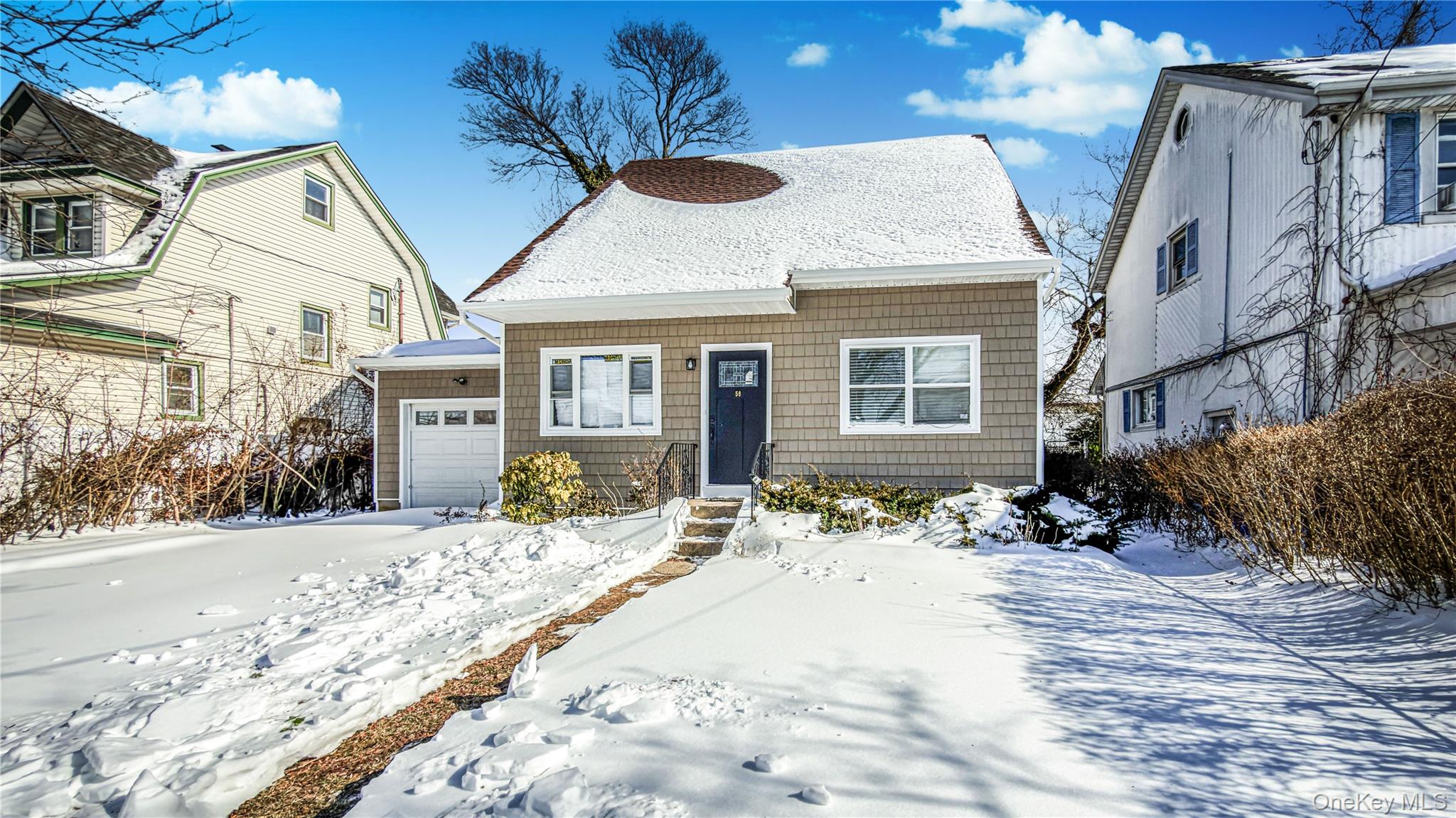 58 Rutland Road Freeport, NY 11520 - Photo 4 of 36