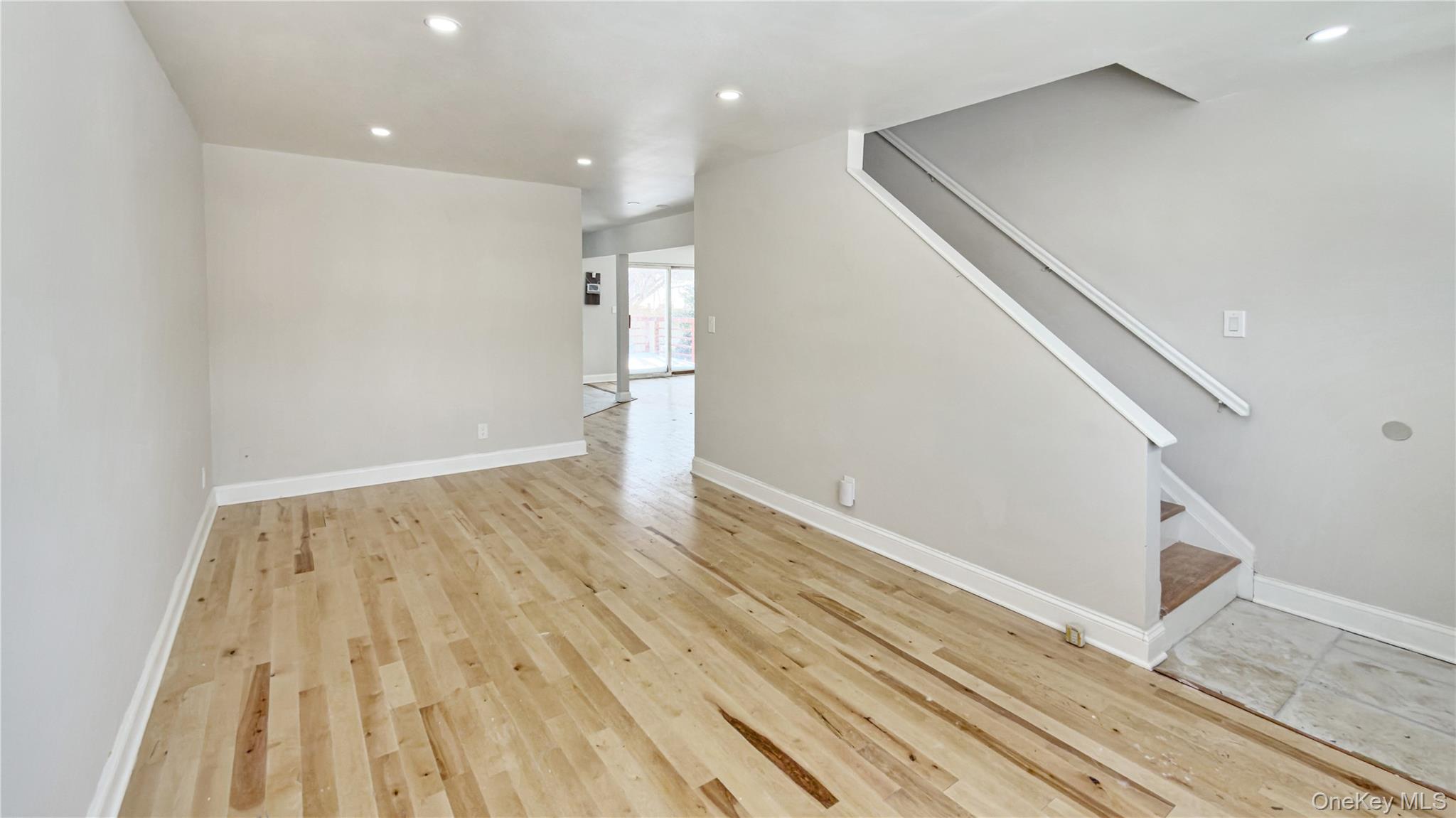 58 Rutland Road Freeport, NY 11520 - Photo 7 of 36