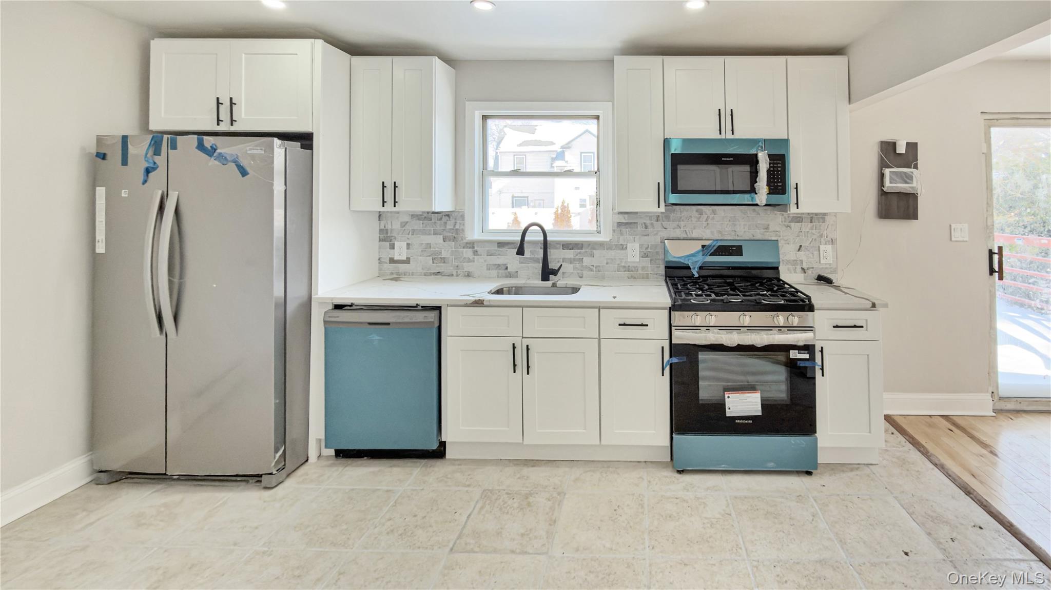 58 Rutland Road Freeport, NY 11520 - Photo 9 of 36