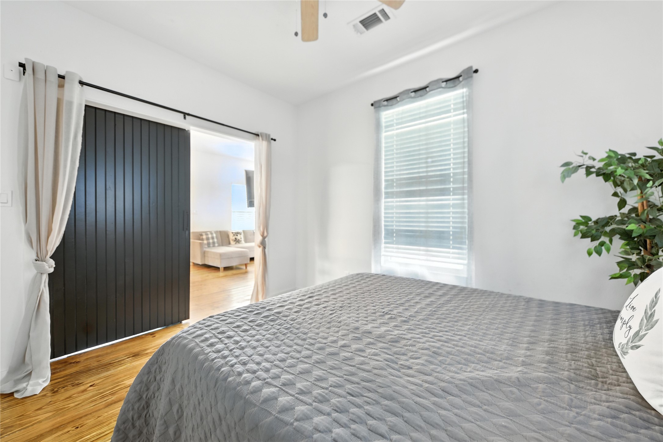 511 Pecan Street Brenham, TX 77833 - Photo 14 of 26