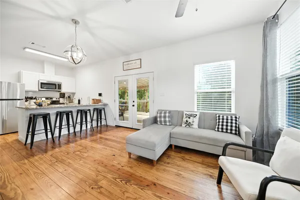 $315,000 | 511 Pecan Street, Brenham, TX 77833