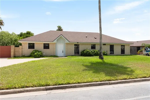 $1,700 | 318 Rancho Viejo Boulevard, Brownsville, TX 78526
