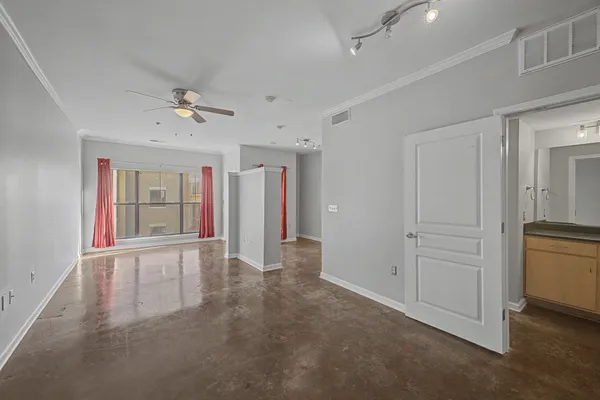 $1,800 | 1803 Broadway, Unit 612, Nashville, TN 37203