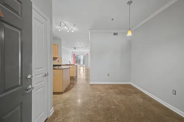 $1,800 | 1803 Broadway, Unit 612, Nashville, TN 37203