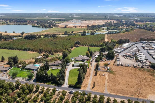 $1,299,900 | 8300 Jantzen Road, Modesto, CA 95357