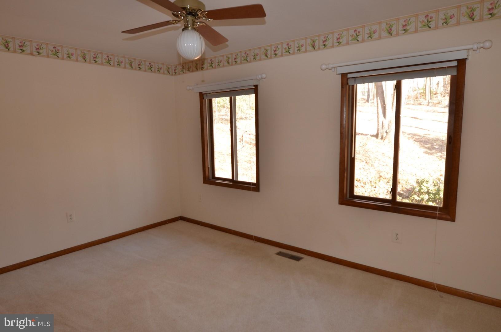 12382 Hunters Grove Road Manassas, VA 20112 - Photo 14 of 20 Bedroom